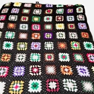 Vintage Handmade Granny Squares Crocheted Afghan Sofa Bed Throw Blanket 72x50